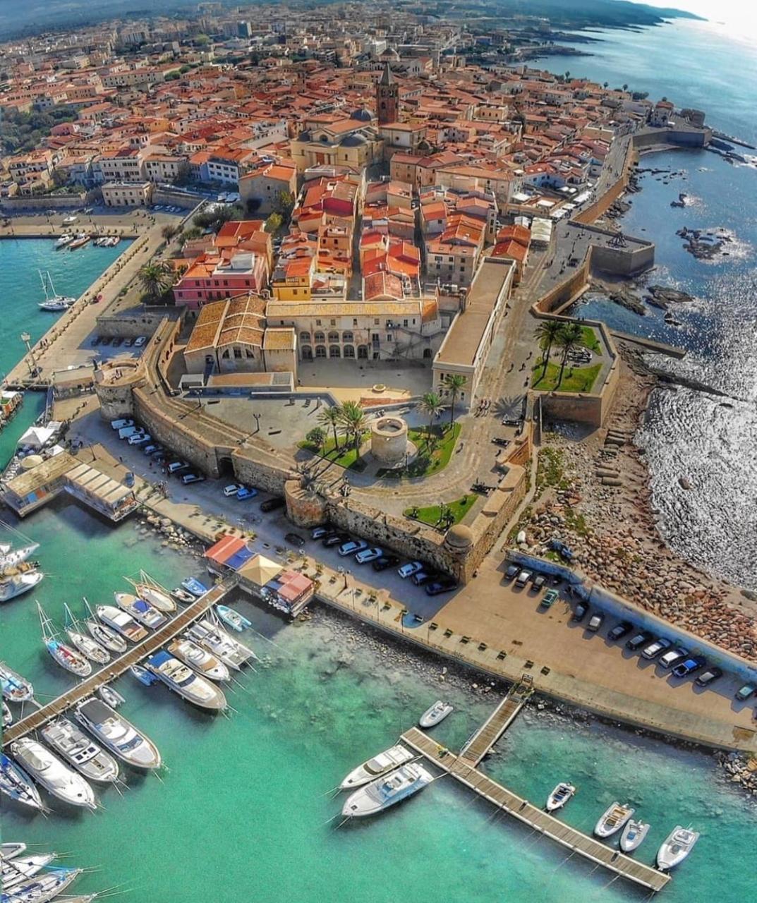 Aigua Hotell Alghero Exteriör bild